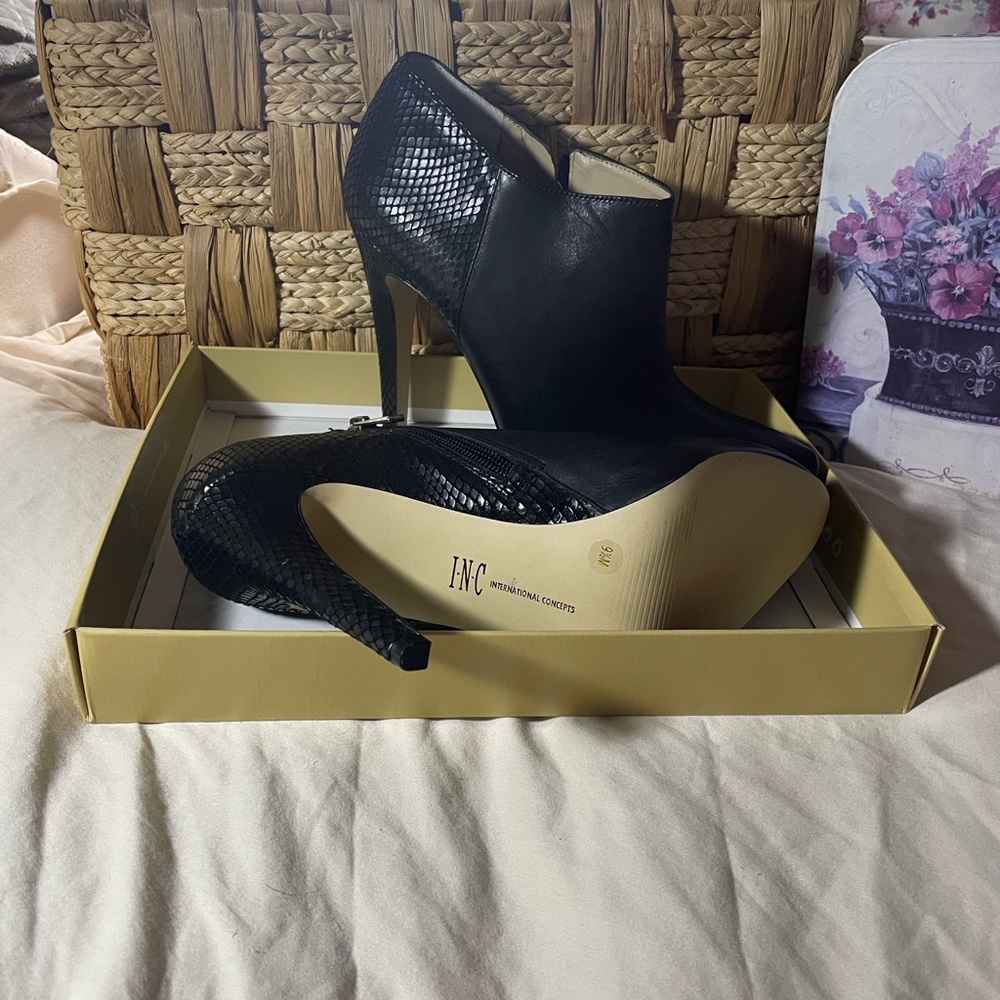 INC International Concepts Black Snakeskin Heels